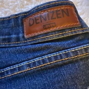 Denzel Levi jeans